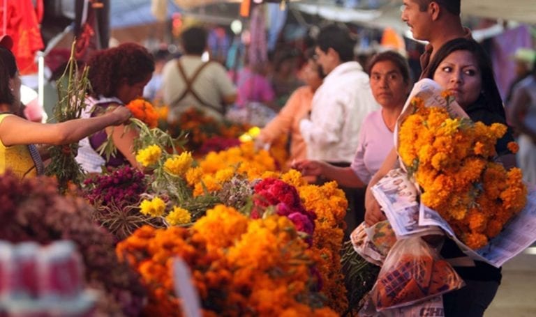 Efectúa Profeco operativos por Día de Muertos