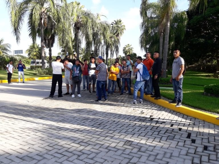 Repudian trabajadores de Hotel Valentín a la CROC