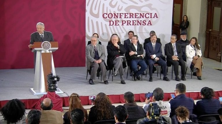 AMLO anuncia creación del Sistema Público de Radio y Televisión