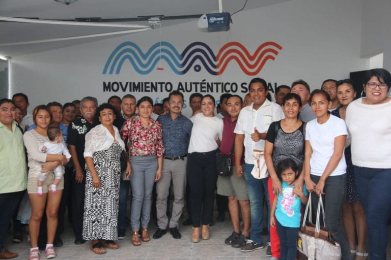 Se registra Laura Corrales por MAS en diputación del distrito X