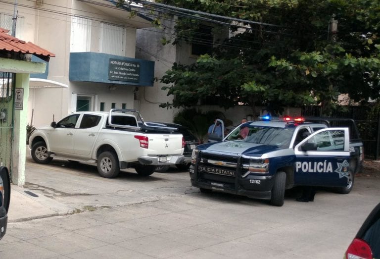 Asaltan notaría en el centro de Cancún