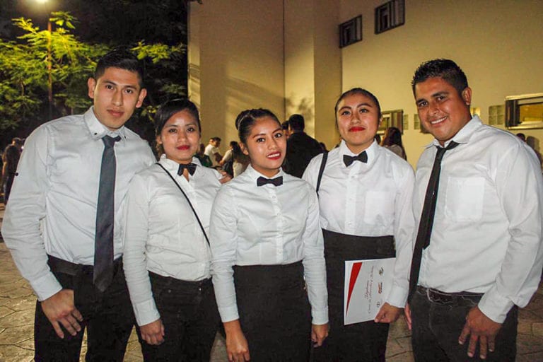 Inician capacitación para trabajadores de la industria turística