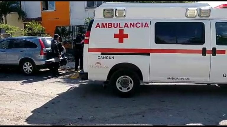 Esta mañana un domicilio de la Supermanzana 216 de Cancún fue atacado a balazos y un hombre resultó herido.