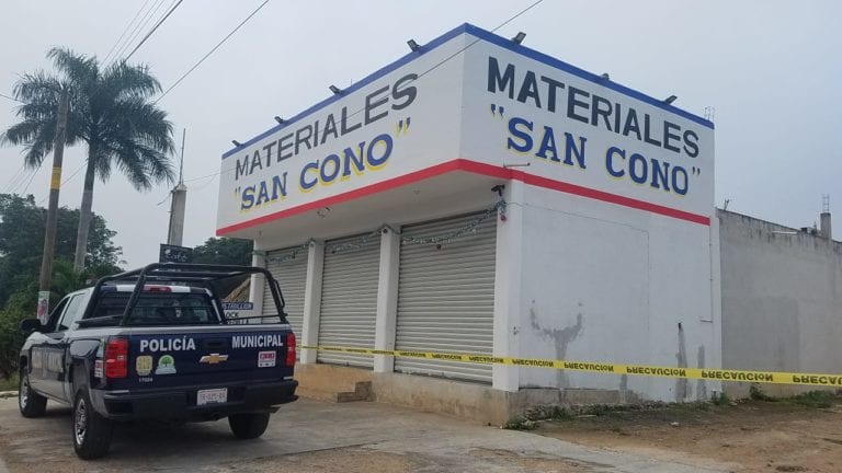 Roban en negocio del regidor Borges Yam