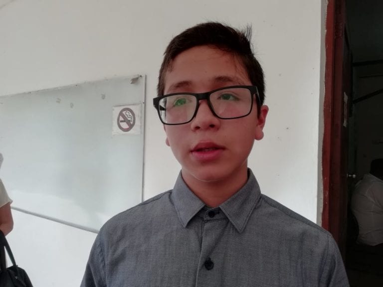 Cancunense de 14 años, a punto de hacer su examen de ingreso a la UNAM