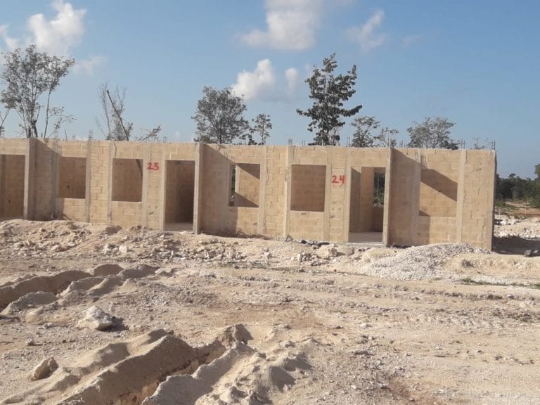 Ciudadanos denuncian construcción de casas de “cartón” en Cozumel