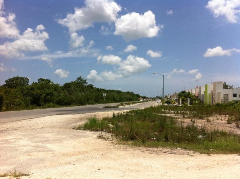 Advierte Sedetus de pareja estafadora en Cozumel