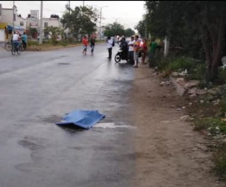 Atropella y mata combi a niña de 5 años en Cancún