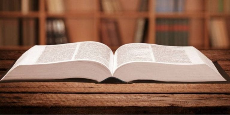 RAE avala el término “puto” como prefijo intensificador según el contexto