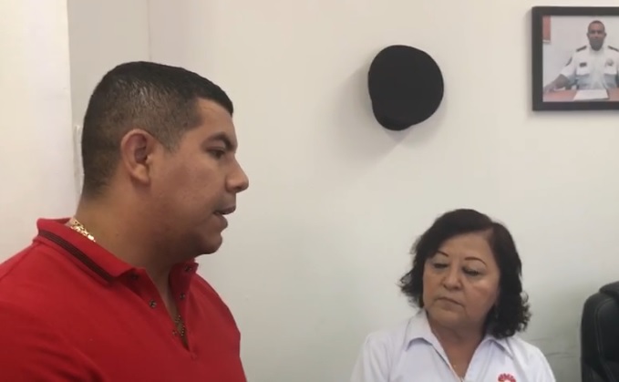 Destituyen a subdirector de Tránsito de BJ,  lo empujones y cambios de cerraduras