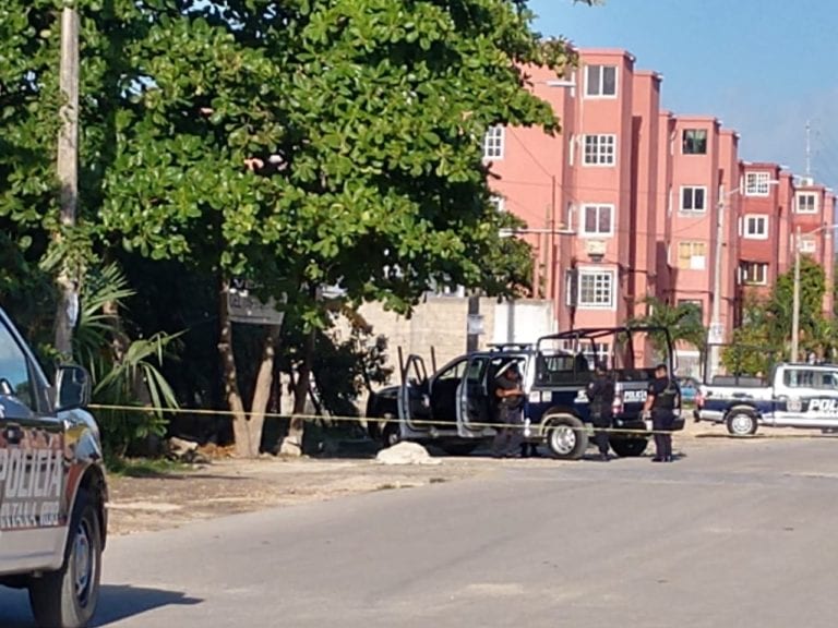 Encuentran “ensabanado” en Corales