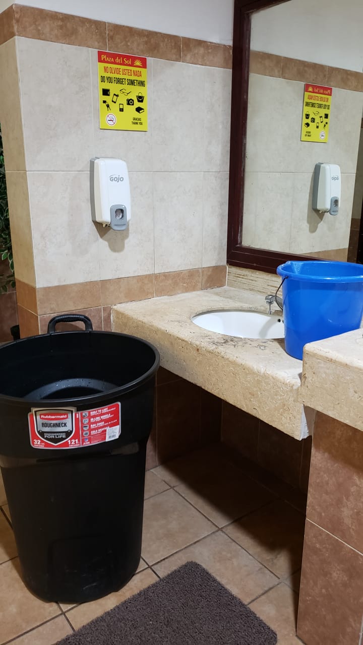 Plaza del Sol en Cozumel lleva cuatro días sin agua