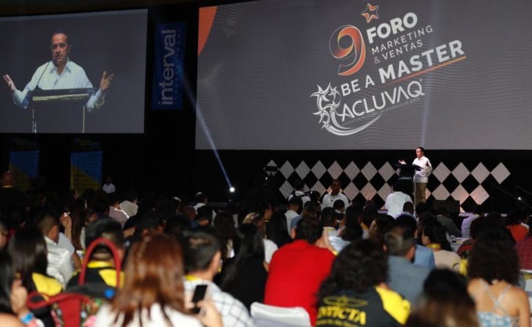 Cancún es sede de foros para impulsar al turismo