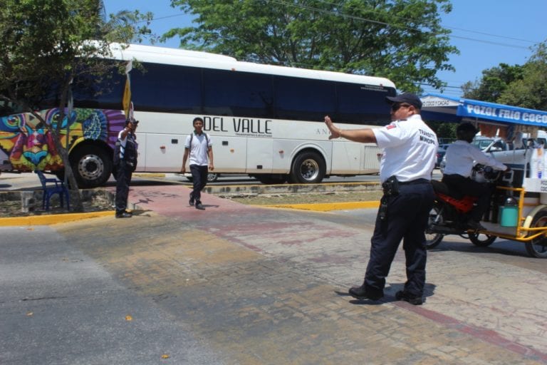 Escuelas de Solidaridad son vigiladas diariamente por la policía municipal