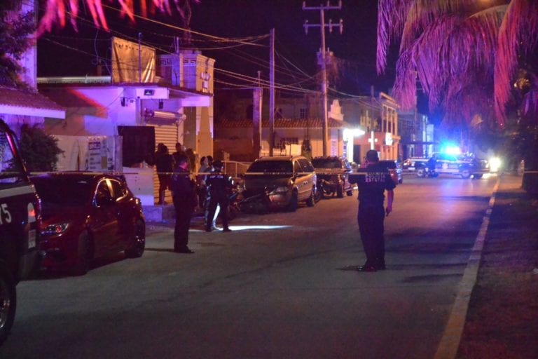 Disputa de plazas termina con casa baleada en Cozumel