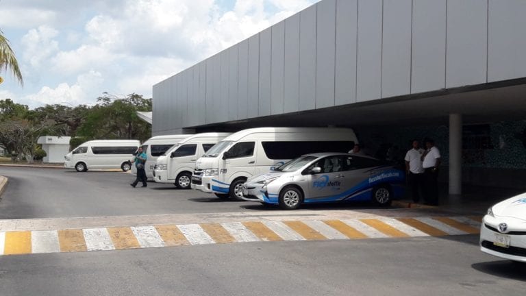 Choferes de la Sociedad Cooperativa en Cozumel no aceptan reducción de tarifas