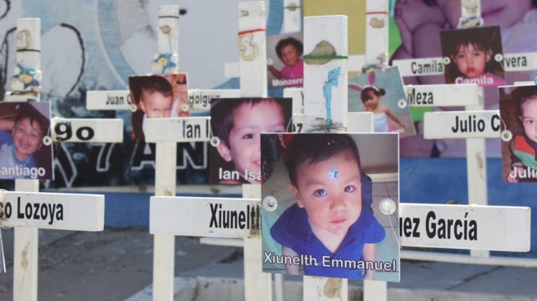 Zoé Robledo, nuevo titular del IMSS, confirmó que Eduardo Bours, ex gobernador de Sonora, tiene una denuncia penal por el caso de la Guardería ABC.