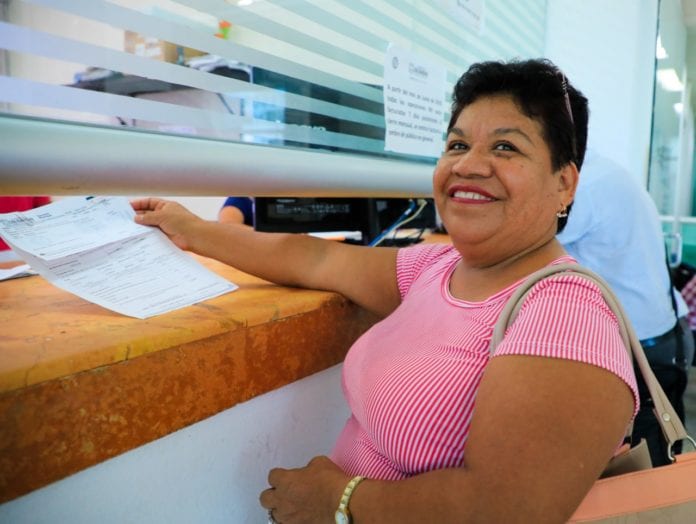 El gobierno de la presidenta municipal, Laura Beristain Navarrete, a fin de contribuir con la economía familiar de los solidarenses a partir de mañana 1 de agosto y durante todo el mes llevará a cabo la Feria de Descuentos 2019 “Paso a paso estamos construyendo con orden y esperanza”.