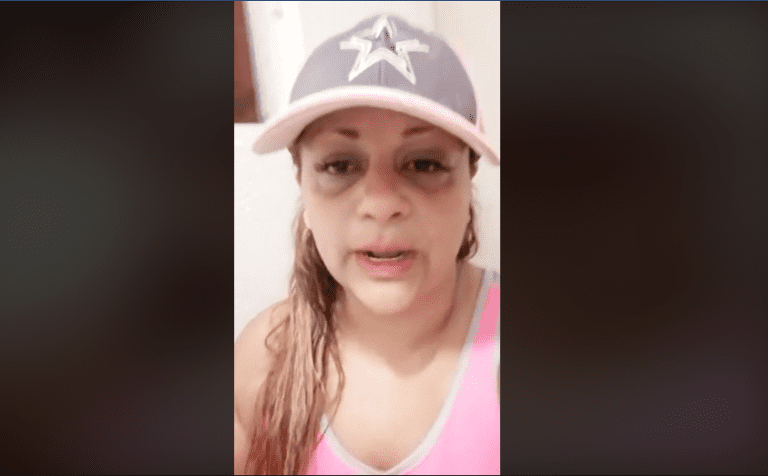 Mujer playense es golpeada por paramédicos de la Cruz Roja