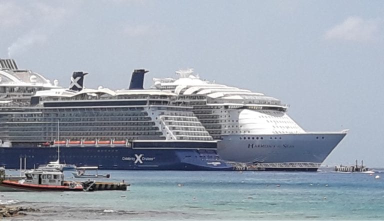 Cozumel se beneficia del mal clima y recibe al “Harmony of the Seas”