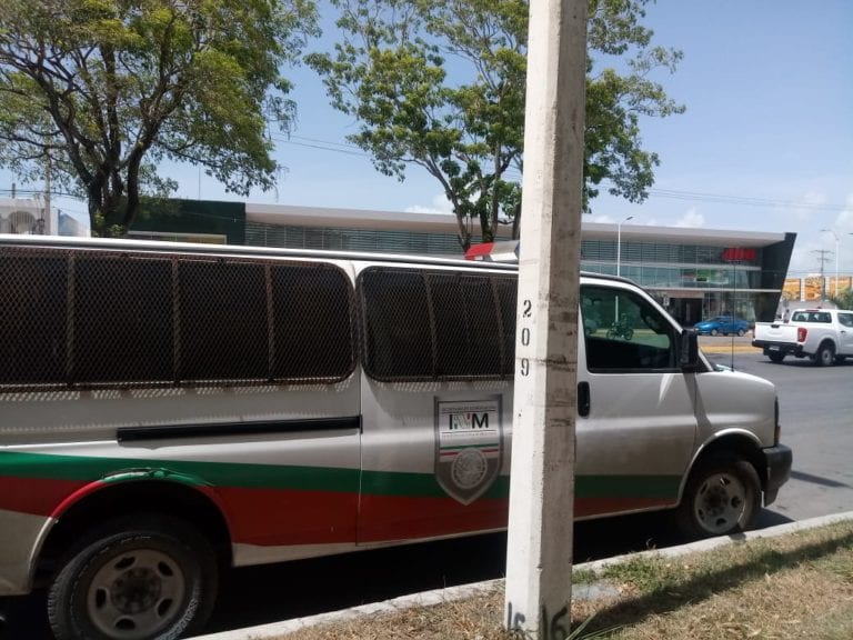 Denuncia INM supuestos “falsos agentes” en Isla Mujeres