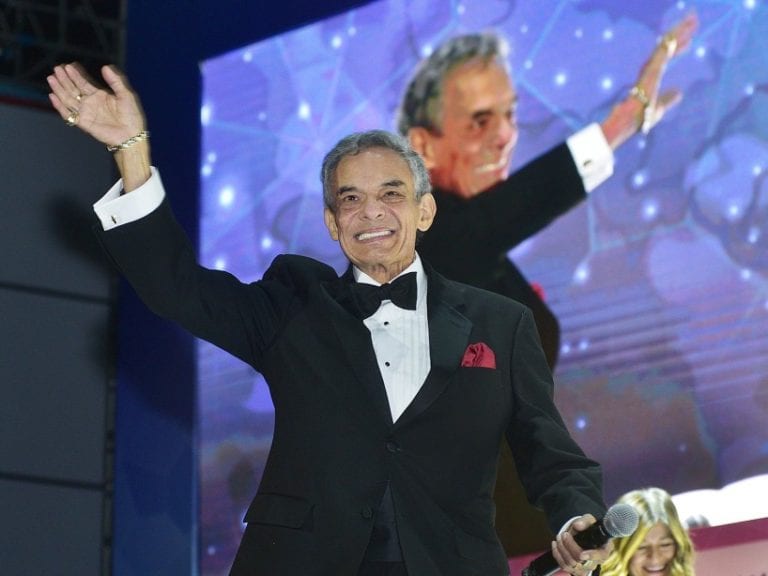 ¡No aparecen los restos de José José y sus hijos están desesperados!