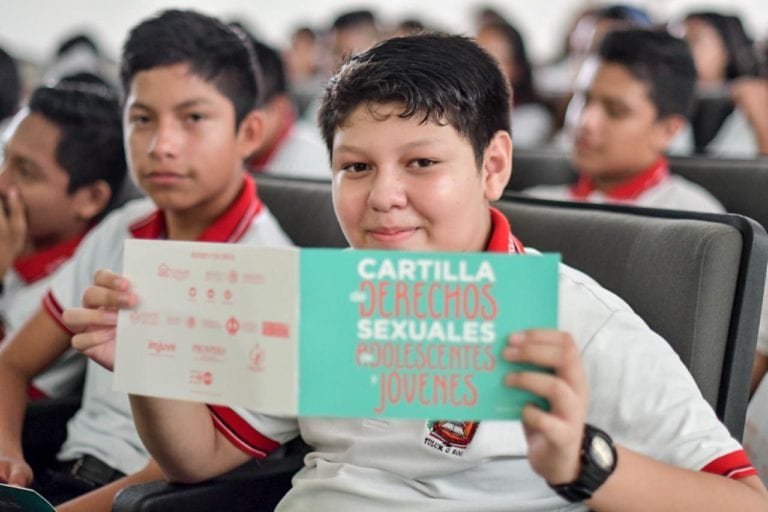 Taller de prevención de embarazos en adolescentes