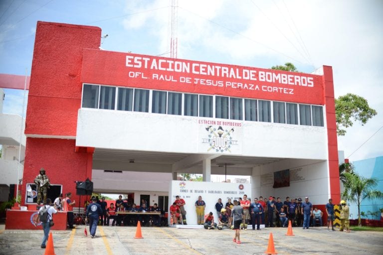 Bomberos de Cancún carecen de personal e instalaciones