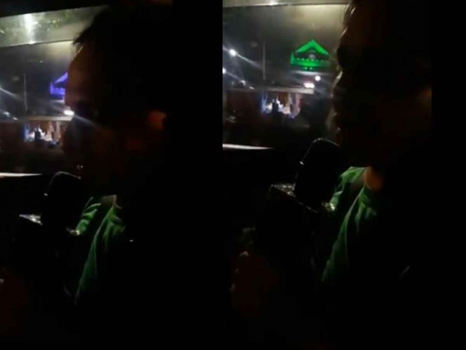 Taxista le canta a su pasajero y se viraliza