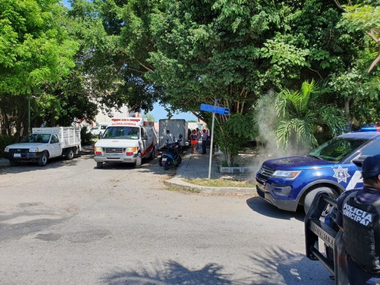 Albañil golpea tanque de gas y le explota en Playa del Carmen