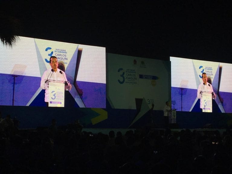 Detalla Carlos Joaquín tres años con rumbo en Informe de Gobierno