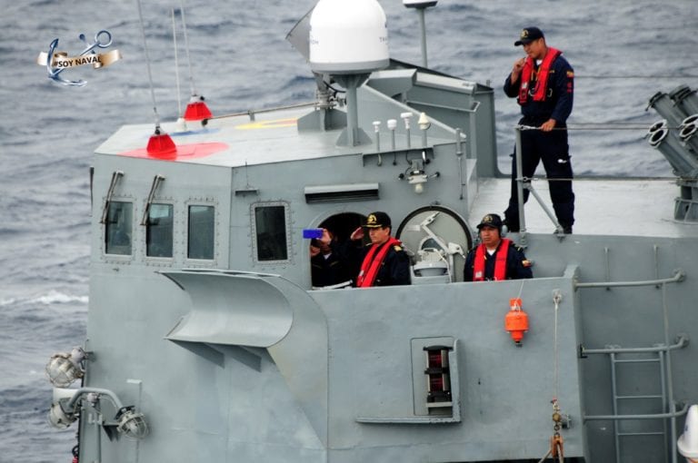 Recibe Marina el barco sargacero que utilizará en Q. Roo