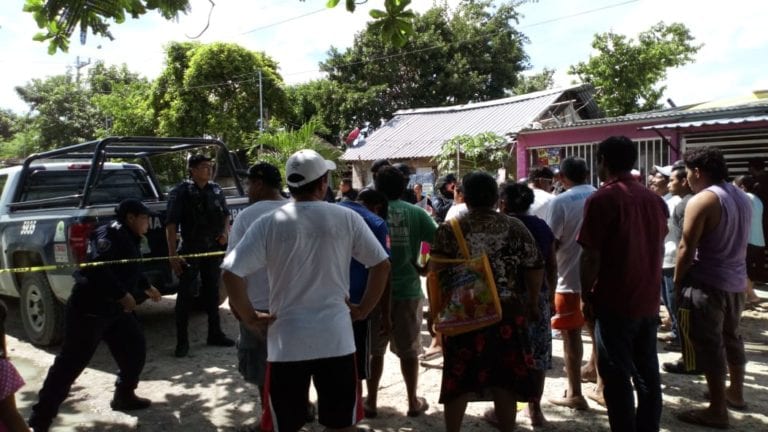 Desalojan vivienda en El Sheriff, de Cancún