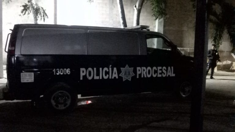 Trasladan a 45 reos de Cancún a Chetumal