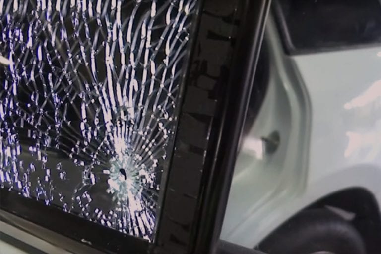 FOTOS: Detenidos ocho vándalos que dañaron 26 vehículos en la 247