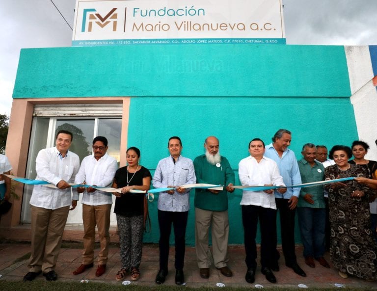 Carlos Joaquín inaugura la Fundación Mario Villanueva