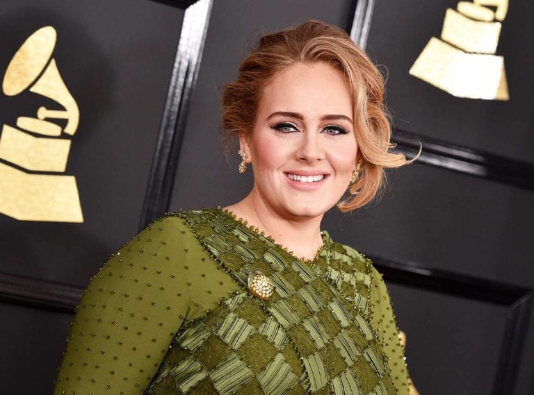 Mira cómo luce Adele tras bajar de peso