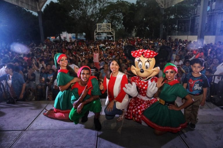 Llega la Navidad del DIF a Puerto Aventuras