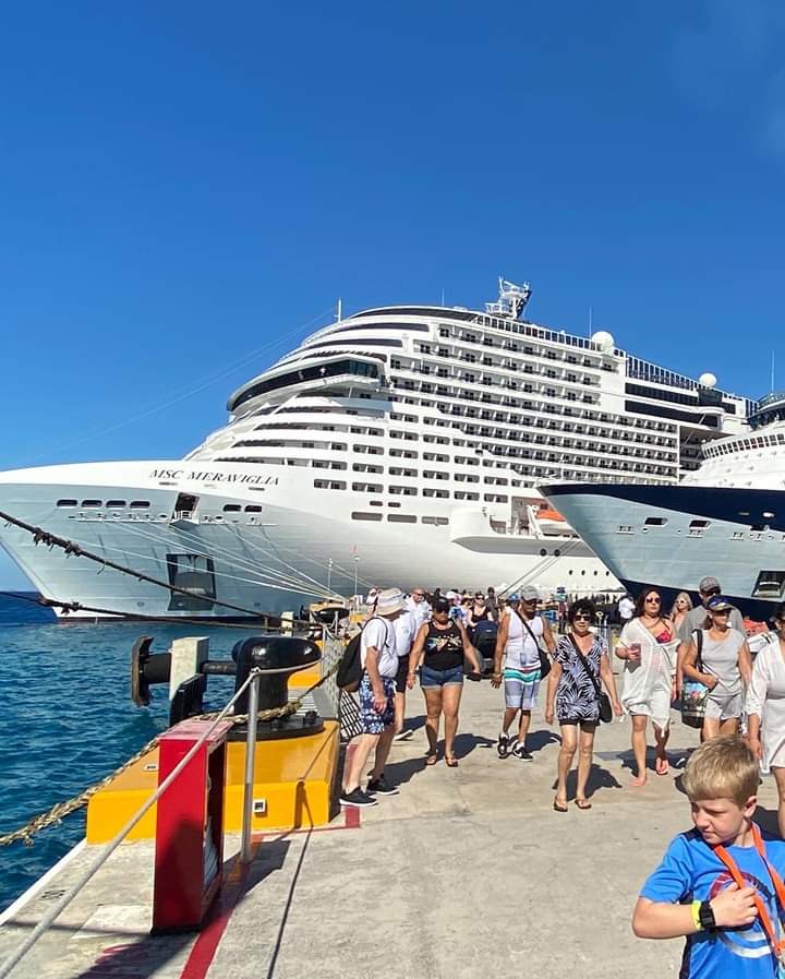 Atraca crucero ecológico por primera vez en Cozumel