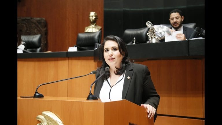 Reclama Mayuli tres grandes “traiciones” de AMLO a Quintana Roo