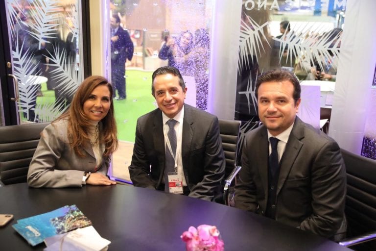 De Cancún para el mundo; lanzan productos del 50 aniversario en la FITUR