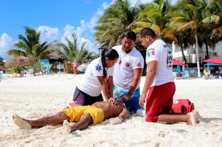 Más de mil personas participaron en megasimulacro en Puerto Morelos