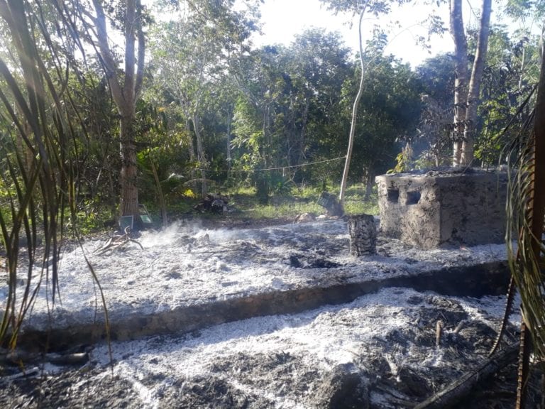 Queman casa de líder ejidal en Zona Maya