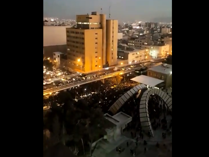 Estallan protestas en Irán contra autoridades por derribar avión ucraniano