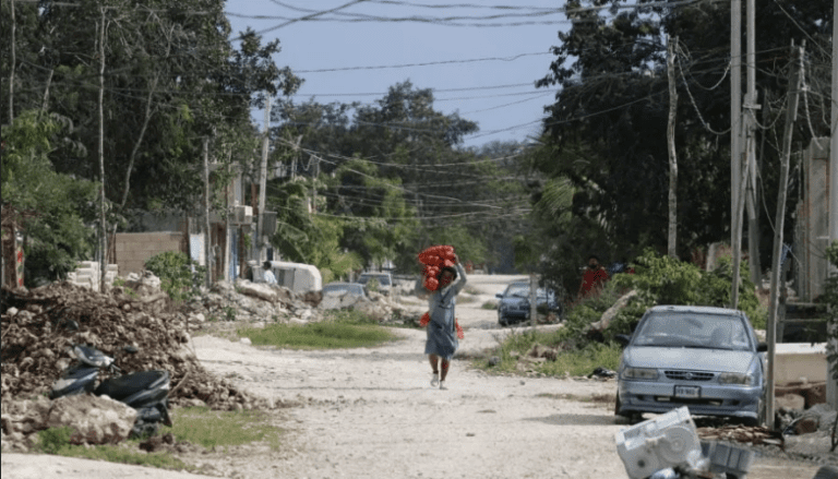 Colonia de Playa del Carmen es nombrada “AMLO” para que gobierno municipal los reconozca