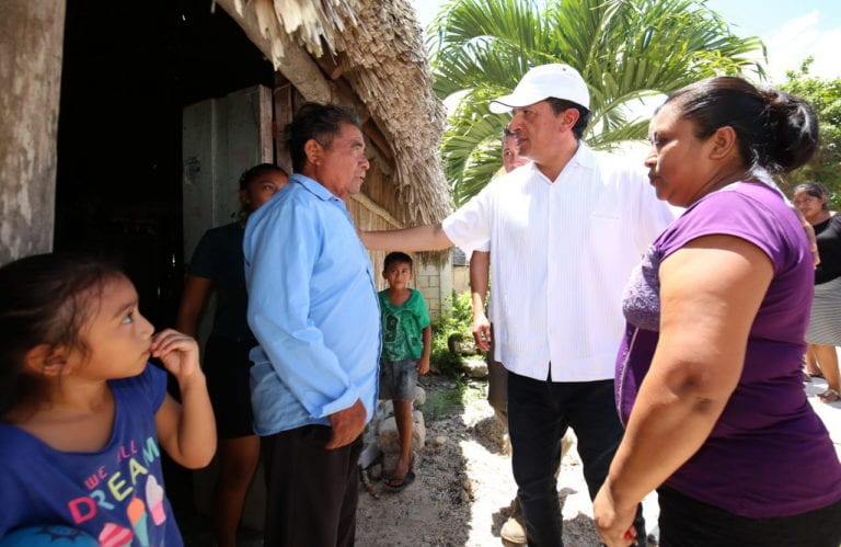 Fortalece Carlos Joaquín “Programa de Atención al Envejecimiento”