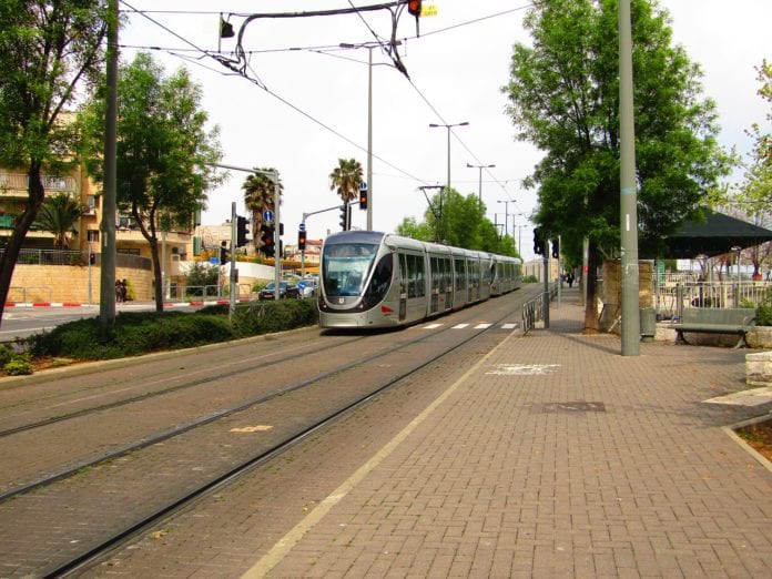 Se alista el proyecto del Tren Ligero en Cancún