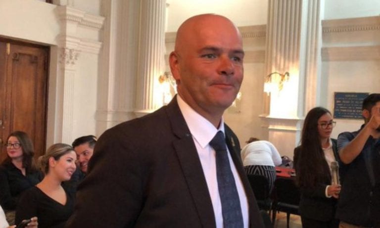 Por comentarios machistas sobre el paro feminista, funcionario es despedido