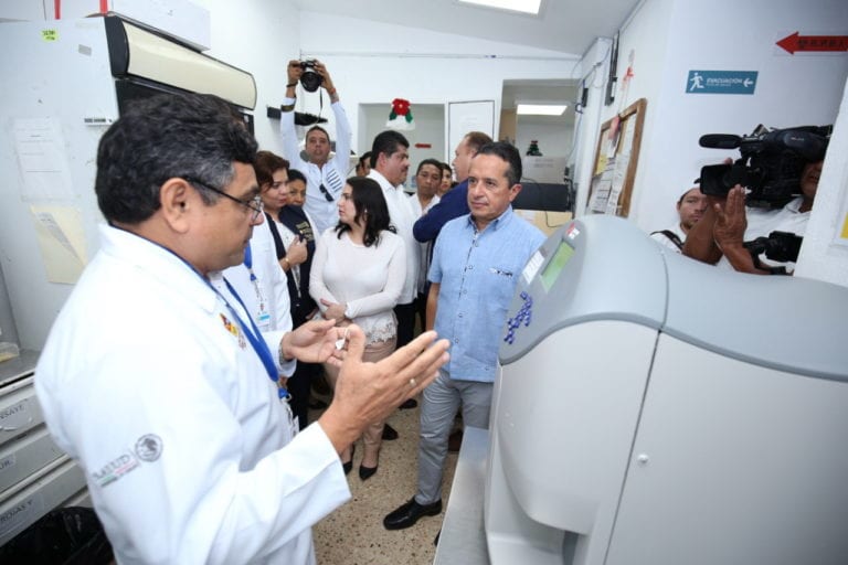 Quintana Roo aplica con éxito protocolos sanitarios para la protección de la gente: Carlos Joaquín