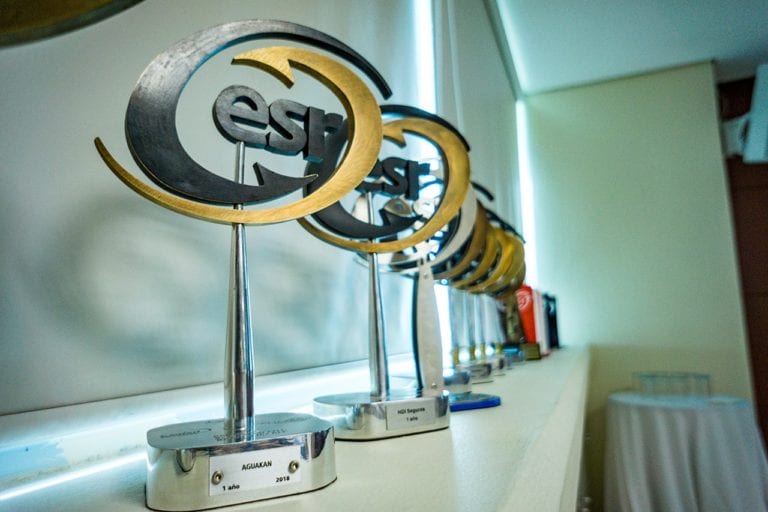 Acredita Aguakan distintivo ESR por 3° año consecutivo